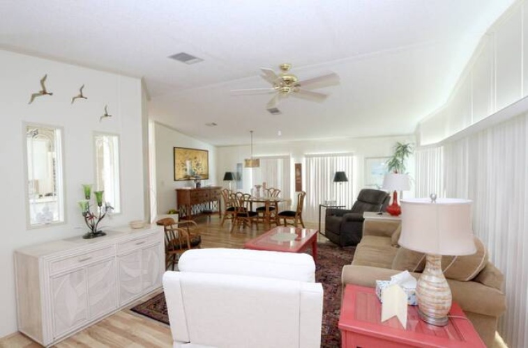 5523 Tewkesbury Pl, Sarasota, Florida 34241, 2 Bedrooms Bedrooms, ,2 BathroomsBathrooms,Mobile/manufactured,For Sale,Tewkesbury Pl,11541116