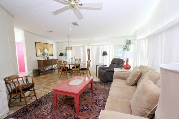 5523 Tewkesbury Pl, Sarasota, Florida 34241, 2 Bedrooms Bedrooms, ,2 BathroomsBathrooms,Mobile/manufactured,For Sale,Tewkesbury Pl,11541116
