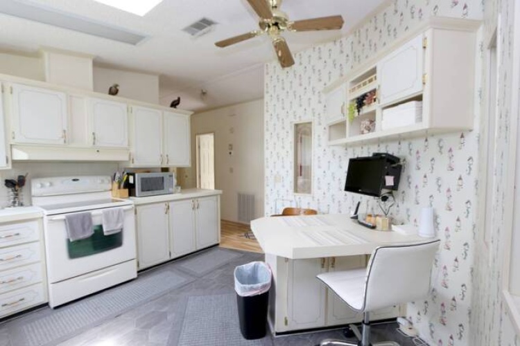 5523 Tewkesbury Pl, Sarasota, Florida 34241, 2 Bedrooms Bedrooms, ,2 BathroomsBathrooms,Mobile/manufactured,For Sale,Tewkesbury Pl,11541116