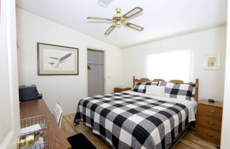 5523 Tewkesbury Pl, Sarasota, Florida 34241, 2 Bedrooms Bedrooms, ,2 BathroomsBathrooms,Mobile/manufactured,For Sale,Tewkesbury Pl,11541116