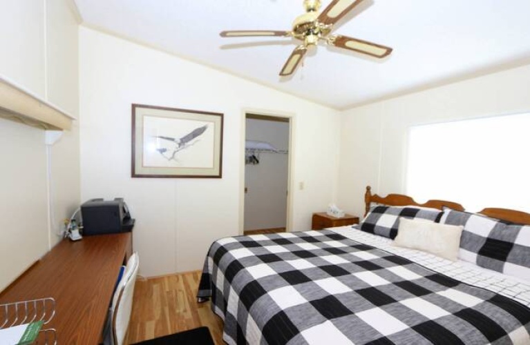 5523 Tewkesbury Pl, Sarasota, Florida 34241, 2 Bedrooms Bedrooms, ,2 BathroomsBathrooms,Mobile/manufactured,For Sale,Tewkesbury Pl,11541116