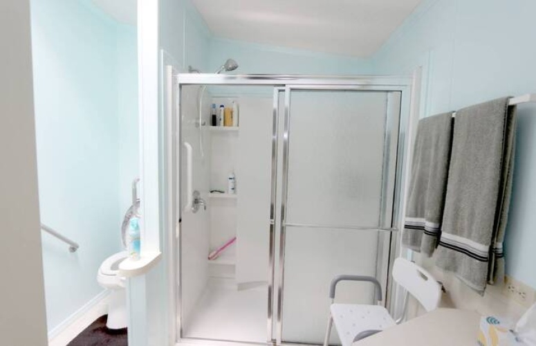 5523 Tewkesbury Pl, Sarasota, Florida 34241, 2 Bedrooms Bedrooms, ,2 BathroomsBathrooms,Mobile/manufactured,For Sale,Tewkesbury Pl,11541116