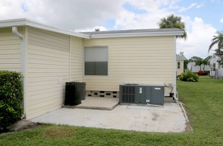 5523 Tewkesbury Pl, Sarasota, Florida 34241, 2 Bedrooms Bedrooms, ,2 BathroomsBathrooms,Mobile/manufactured,For Sale,Tewkesbury Pl,11541116