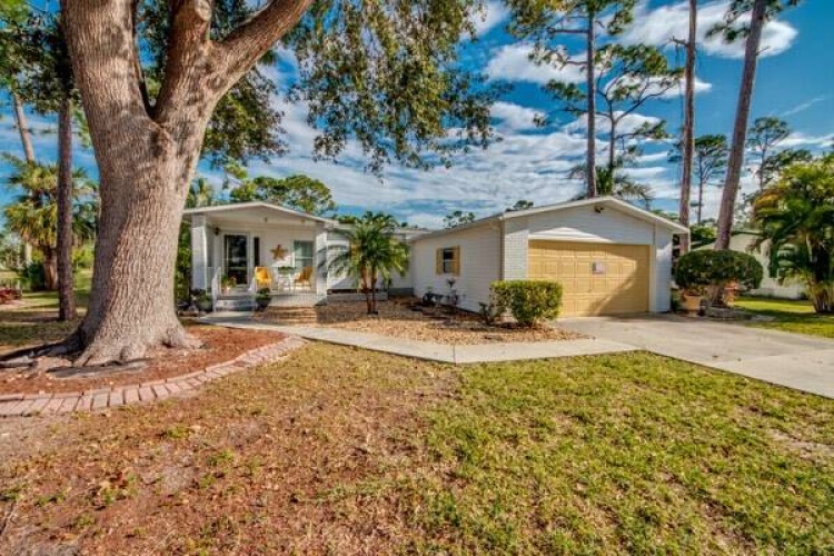 19422 Saddlebrook Ct., North Fort Myers, Florida 33903, 2 Bedrooms Bedrooms, ,2 BathroomsBathrooms,Mobile/manufactured,For Sale,Saddlebrook Ct.,11569340