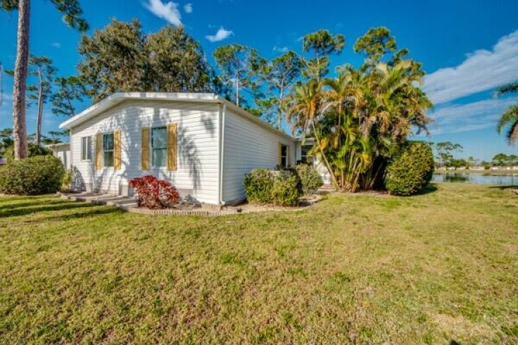 19422 Saddlebrook Ct., North Fort Myers, Florida 33903, 2 Bedrooms Bedrooms, ,2 BathroomsBathrooms,Mobile/manufactured,For Sale,Saddlebrook Ct.,11569340
