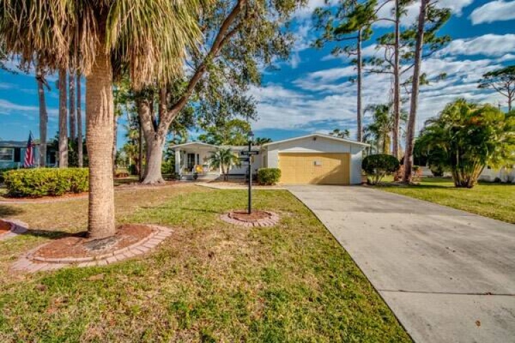 19422 Saddlebrook Ct., North Fort Myers, Florida 33903, 2 Bedrooms Bedrooms, ,2 BathroomsBathrooms,Mobile/manufactured,For Sale,Saddlebrook Ct.,11569340