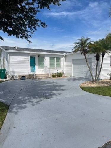 29200 Jones Loop Rd, Punta Gorda, Florida 33950, 2 Bedrooms Bedrooms, ,2 BathroomsBathrooms,Mobile/manufactured,For Sale,Jones Loop Rd,11570524