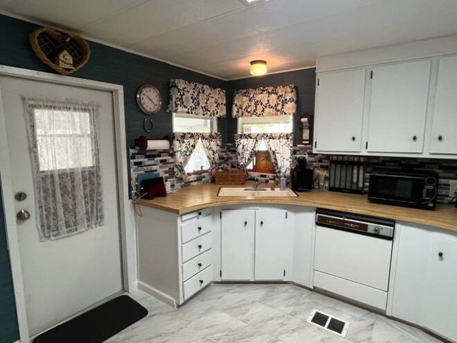 3038 Bolin Lane, Sebring, Florida 33870, 2 Bedrooms Bedrooms, ,2 BathroomsBathrooms,Mobile/manufactured,For Sale,Bolin Lane,11570518