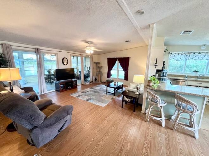 19471 Rolling Hills Ct., North Fort Myers, Florida 33903, 2 Bedrooms Bedrooms, ,2 BathroomsBathrooms,Mobile/manufactured,For Sale,Rolling Hills Ct.,11575724
