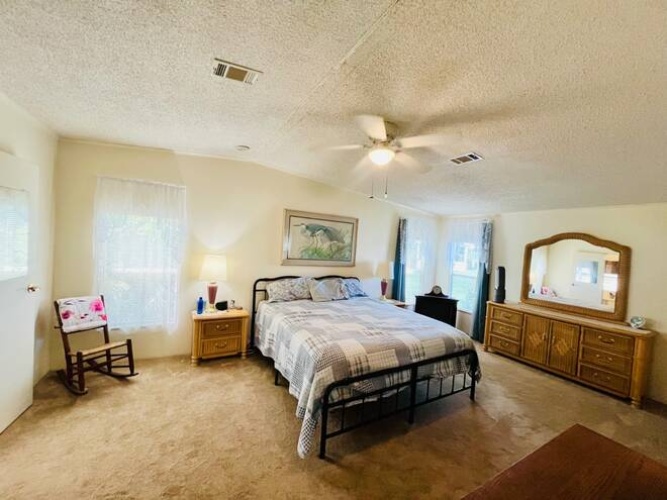 19471 Rolling Hills Ct., North Fort Myers, Florida 33903, 2 Bedrooms Bedrooms, ,2 BathroomsBathrooms,Mobile/manufactured,For Sale,Rolling Hills Ct.,11575724