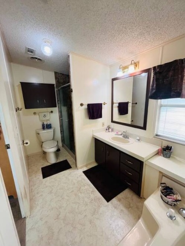 19471 Rolling Hills Ct., North Fort Myers, Florida 33903, 2 Bedrooms Bedrooms, ,2 BathroomsBathrooms,Mobile/manufactured,For Sale,Rolling Hills Ct.,11575724