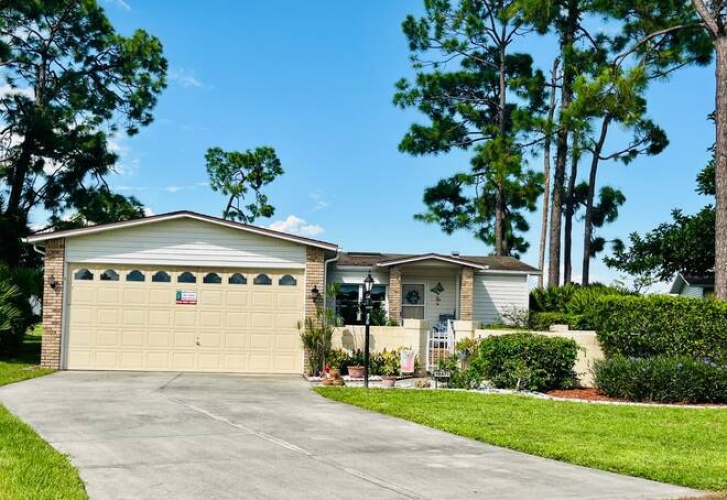 19471 Rolling Hills Ct., North Fort Myers, Florida 33903, 2 Bedrooms Bedrooms, ,2 BathroomsBathrooms,Mobile/manufactured,For Sale,Rolling Hills Ct.,11575724