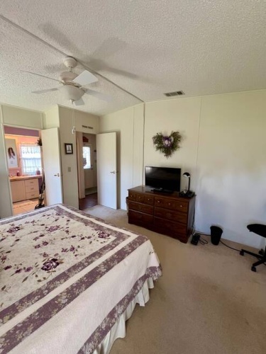 19875 Diamond Hill Ct., North Fort Myers, Florida 33903, 2 Bedrooms Bedrooms, ,2 BathroomsBathrooms,Mobile/manufactured,For Sale,Diamond Hill Ct.,11576623