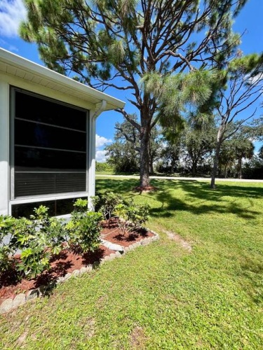 19875 Diamond Hill Ct., North Fort Myers, Florida 33903, 2 Bedrooms Bedrooms, ,2 BathroomsBathrooms,Mobile/manufactured,For Sale,Diamond Hill Ct.,11576623