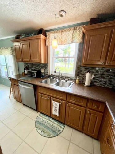 19875 Diamond Hill Ct., North Fort Myers, Florida 33903, 2 Bedrooms Bedrooms, ,2 BathroomsBathrooms,Mobile/manufactured,For Sale,Diamond Hill Ct.,11576623