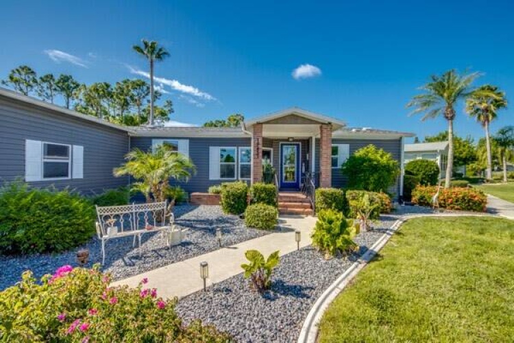19451 Rolling Hills Ct, North Fort Myers, Florida 33903, 2 Bedrooms Bedrooms, ,2 BathroomsBathrooms,Mobile/manufactured,For Sale,Rolling Hills Ct,11577215