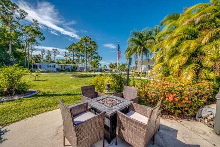 19451 Rolling Hills Ct, North Fort Myers, Florida 33903, 2 Bedrooms Bedrooms, ,2 BathroomsBathrooms,Mobile/manufactured,For Sale,Rolling Hills Ct,11577215