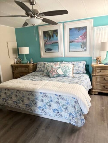 8 Dron, Fort Myers, Florida 33908, 2 Bedrooms Bedrooms, ,2 BathroomsBathrooms,Mobile/manufactured,For Sale,Dron,11578116