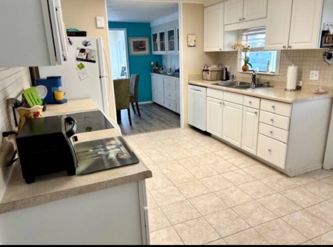 8 Dron, Fort Myers, Florida 33908, 2 Bedrooms Bedrooms, ,2 BathroomsBathrooms,Mobile/manufactured,For Sale,Dron,11578116