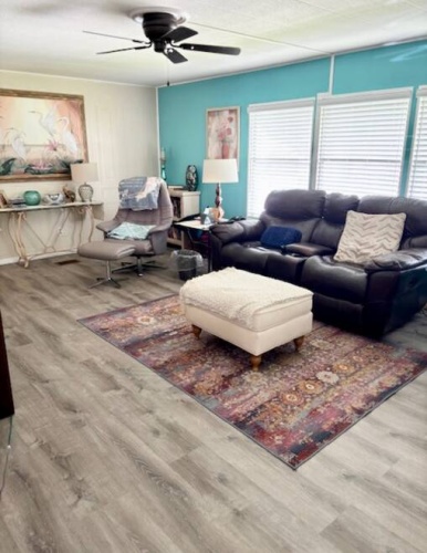 8 Dron, Fort Myers, Florida 33908, 2 Bedrooms Bedrooms, ,2 BathroomsBathrooms,Mobile/manufactured,For Sale,Dron,11578116