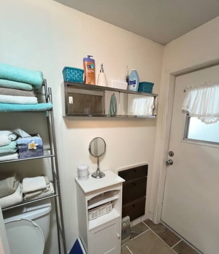 297 1/2 S Lake Ave, Frostproof, Florida 33843, 1 Bedroom Bedrooms, ,1 BathroomBathrooms,Mobile/manufactured,For Sale,S Lake Ave,11582928