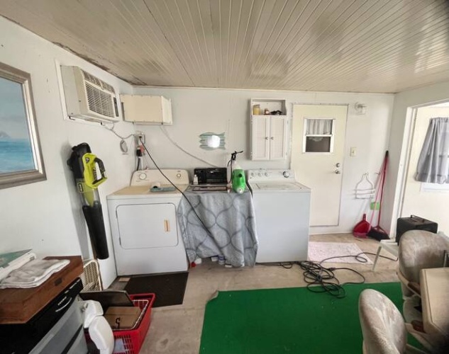 297 1/2 S Lake Ave, Frostproof, Florida 33843, 1 Bedroom Bedrooms, ,1 BathroomBathrooms,Mobile/manufactured,For Sale,S Lake Ave,11582928