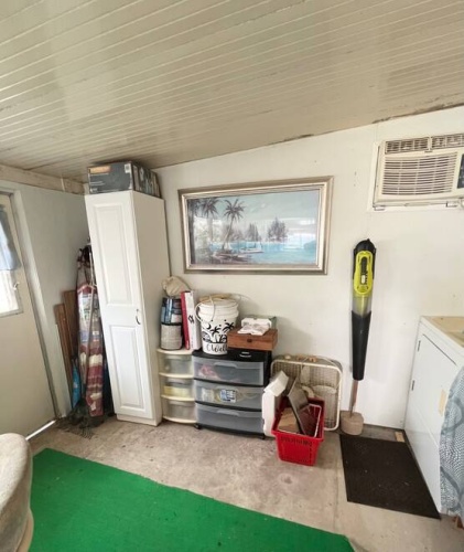 297 1/2 S Lake Ave, Frostproof, Florida 33843, 1 Bedroom Bedrooms, ,1 BathroomBathrooms,Mobile/manufactured,For Sale,S Lake Ave,11582928