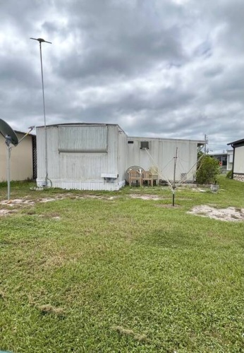 297 1/2 S Lake Ave, Frostproof, Florida 33843, 1 Bedroom Bedrooms, ,1 BathroomBathrooms,Mobile/manufactured,For Sale,S Lake Ave,11582928