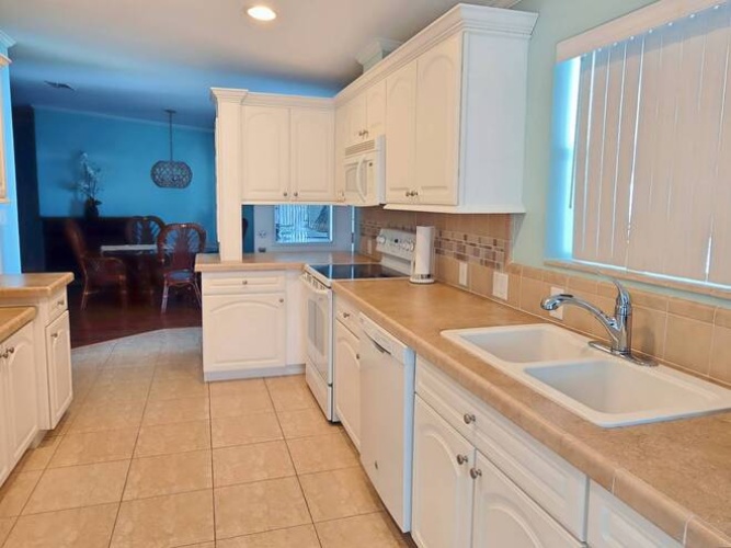 188 3rd St West, Nokomis, Florida 34275, 3 Bedrooms Bedrooms, ,2 BathroomsBathrooms,Mobile/manufactured,For Sale,3rd St West,11450361