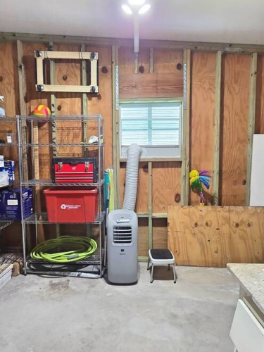 188 3rd St West, Nokomis, Florida 34275, 3 Bedrooms Bedrooms, ,2 BathroomsBathrooms,Mobile/manufactured,For Sale,3rd St West,11450361