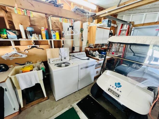 9895 Tamarron Ct., North Fort Myers, Florida 33903, 2 Bedrooms Bedrooms, ,2 BathroomsBathrooms,Mobile/manufactured,For Sale,Tamarron Ct.,11586002