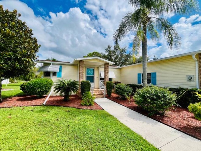 19475 Ravines Ct., North Fort Myers, Florida 33903, 2 Bedrooms Bedrooms, ,2 BathroomsBathrooms,Mobile/manufactured,For Sale,Ravines Ct.,11586039