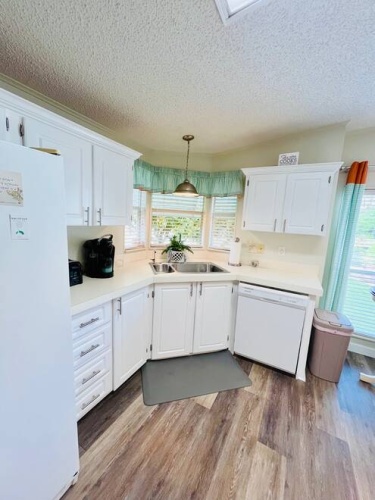 19475 Ravines Ct., North Fort Myers, Florida 33903, 2 Bedrooms Bedrooms, ,2 BathroomsBathrooms,Mobile/manufactured,For Sale,Ravines Ct.,11586039