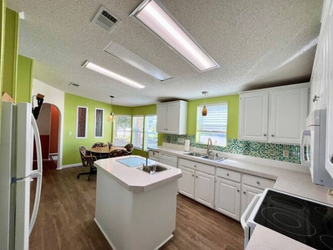 19069 Mangrove Bay Ct., North Fort Myers, Florida 33903, 2 Bedrooms Bedrooms, ,2 BathroomsBathrooms,Mobile/manufactured,For Sale,Mangrove Bay Ct.,11589654