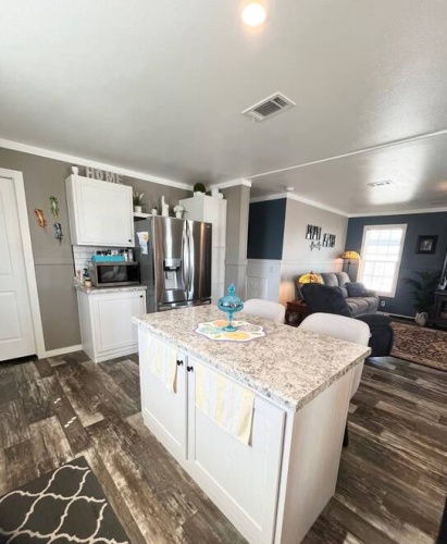 858 S Robert Ave, Avon Park, Florida 33825, 3 Bedrooms Bedrooms, ,2 BathroomsBathrooms,Mobile/manufactured,For Sale,S Robert Ave,11590877