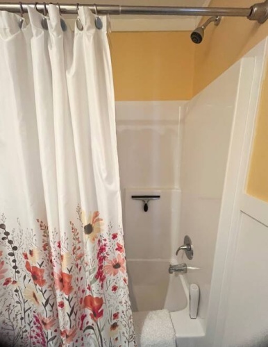 858 S Robert Ave, Avon Park, Florida 33825, 3 Bedrooms Bedrooms, ,2 BathroomsBathrooms,Mobile/manufactured,For Sale,S Robert Ave,11590877