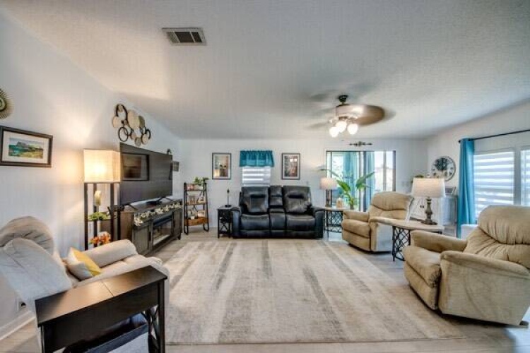 19790 Cypress Woods ct., North Fort Myers, Florida 33903, 2 Bedrooms Bedrooms, ,2 BathroomsBathrooms,Mobile/manufactured,For Sale,Cypress Woods ct.,11591400