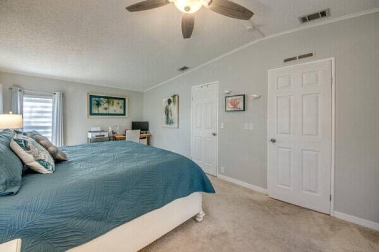 19790 Cypress Woods ct., North Fort Myers, Florida 33903, 2 Bedrooms Bedrooms, ,2 BathroomsBathrooms,Mobile/manufactured,For Sale,Cypress Woods ct.,11591400
