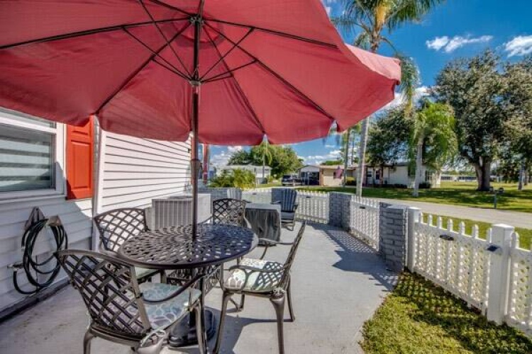 19790 Cypress Woods ct., North Fort Myers, Florida 33903, 2 Bedrooms Bedrooms, ,2 BathroomsBathrooms,Mobile/manufactured,For Sale,Cypress Woods ct.,11591400