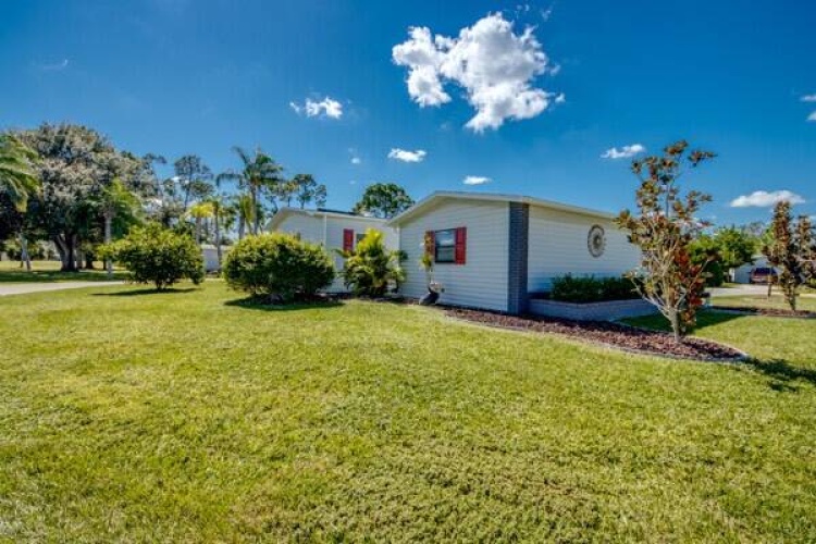 19790 Cypress Woods ct., North Fort Myers, Florida 33903, 2 Bedrooms Bedrooms, ,2 BathroomsBathrooms,Mobile/manufactured,For Sale,Cypress Woods ct.,11591400