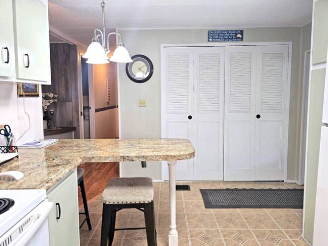 371 11th Street, Nokomis, Florida 34275, 2 Bedrooms Bedrooms, ,2 BathroomsBathrooms,Mobile/manufactured,For Sale,11th Street,11592733