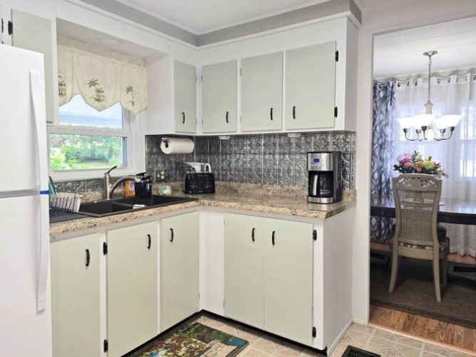 371 11th Street, Nokomis, Florida 34275, 2 Bedrooms Bedrooms, ,2 BathroomsBathrooms,Mobile/manufactured,For Sale,11th Street,11592733