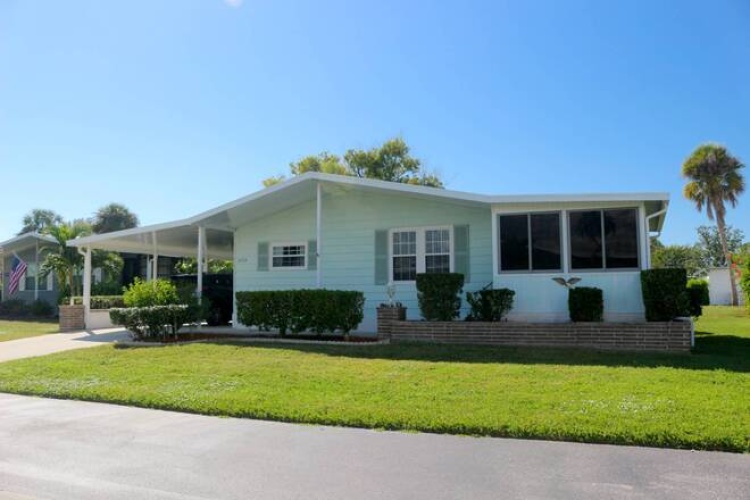 5918 Hartford Terr, Sarasota, Florida 34233, 2 Bedrooms Bedrooms, ,2 BathroomsBathrooms,Mobile/manufactured,For Sale,Hartford Terr,11598016