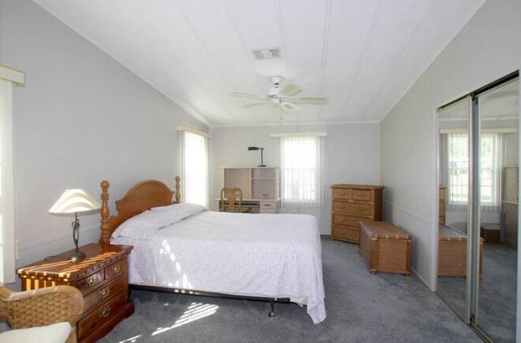 5918 Hartford Terr, Sarasota, Florida 34233, 2 Bedrooms Bedrooms, ,2 BathroomsBathrooms,Mobile/manufactured,For Sale,Hartford Terr,11598016