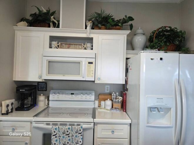 716 Jacaranda circle, Venice, Florida 34285, 2 Bedrooms Bedrooms, 6 Rooms Rooms,2 BathroomsBathrooms,Mobile/manufactured,For Sale,Jacaranda circle,11598148