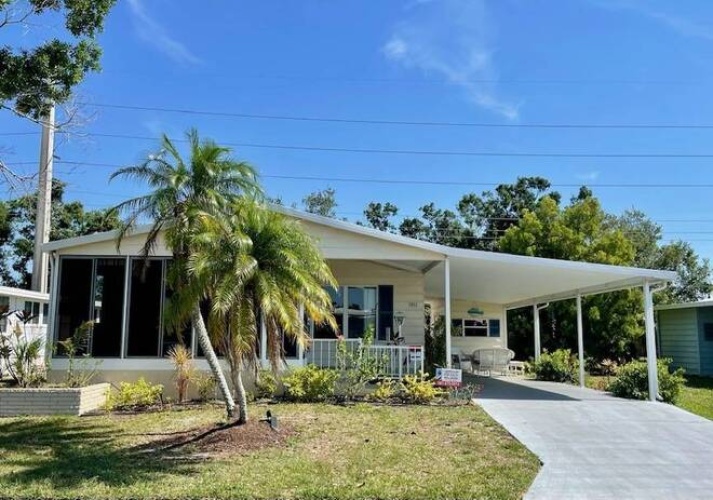 5951 Camelot Dr N, Sarasota, Florida 34233, 2 Bedrooms Bedrooms, ,2 BathroomsBathrooms,Mobile/manufactured,For Sale,Camelot Dr N,11406554