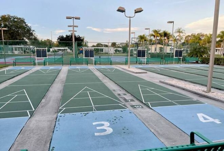 5951 Camelot Dr N, Sarasota, Florida 34233, 2 Bedrooms Bedrooms, ,2 BathroomsBathrooms,Mobile/manufactured,For Sale,Camelot Dr N,11406554