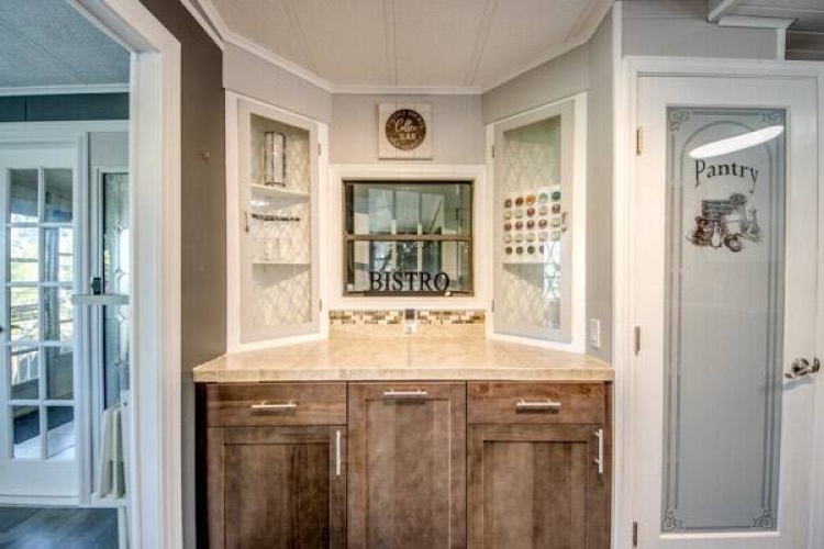 10804 Lakewood Shore circle, North Fort Myers, Florida 33903, 2 Bedrooms Bedrooms, ,2 BathroomsBathrooms,Mobile/manufactured,For Sale,Lakewood Shore circle,11442607