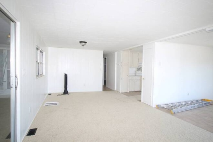 2304 York Dr, Sarasota, Florida 34238, 2 Bedrooms Bedrooms, ,2 BathroomsBathrooms,Mobile/manufactured,For Sale,York Dr,11600360