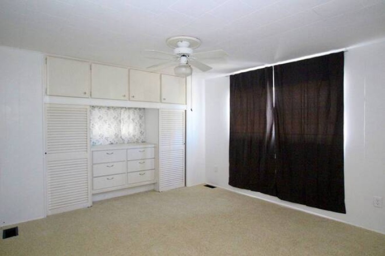 2304 York Dr, Sarasota, Florida 34238, 2 Bedrooms Bedrooms, ,2 BathroomsBathrooms,Mobile/manufactured,For Sale,York Dr,11600360